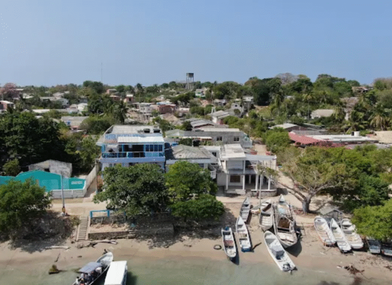 hotel puerto limon isla fuerte